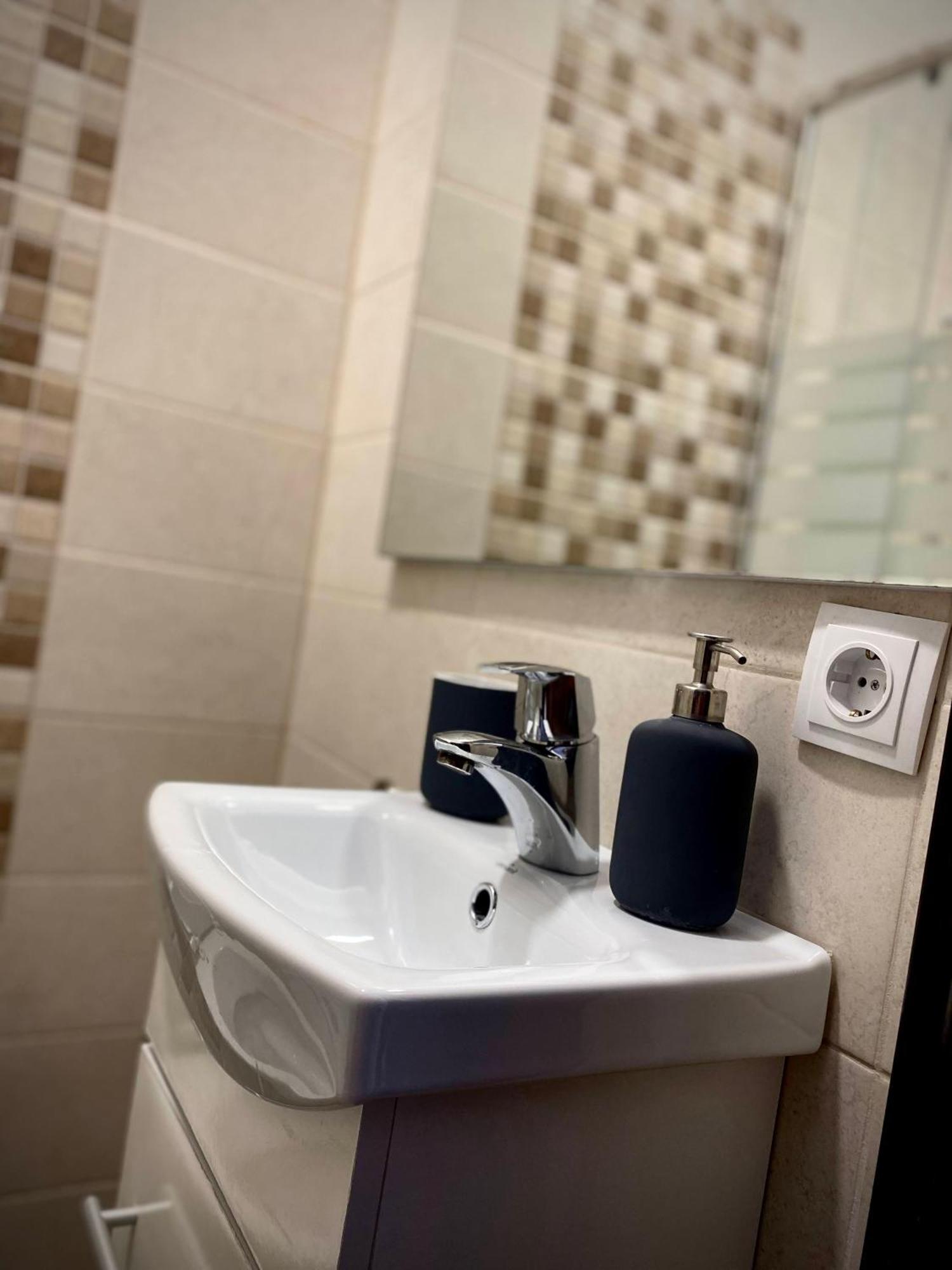 Ada'S Luxury Apartament&Studio - Old City Μπρασόβ Εξωτερικό φωτογραφία
