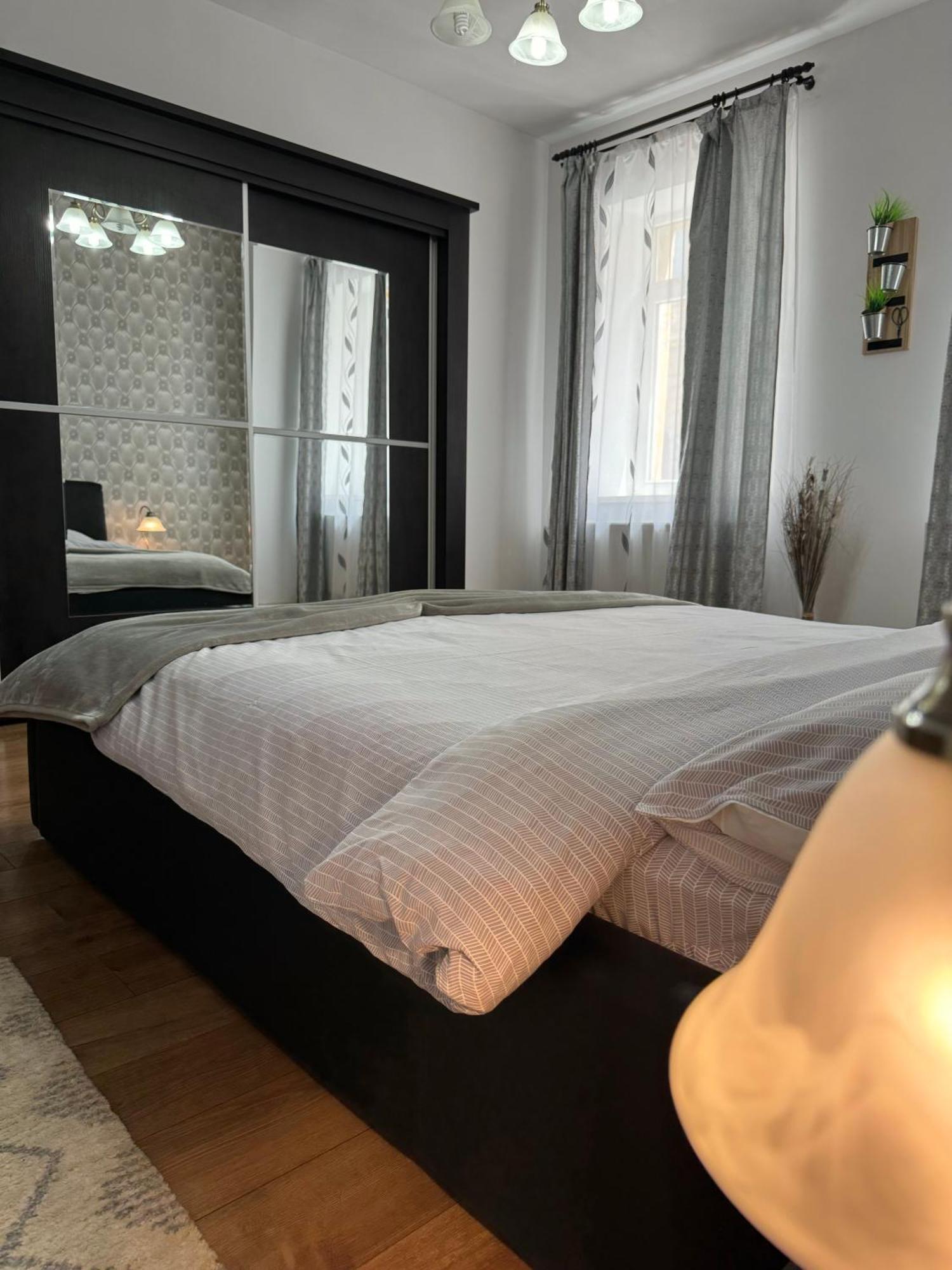 Ada'S Luxury Apartament&Studio - Old City Μπρασόβ Εξωτερικό φωτογραφία