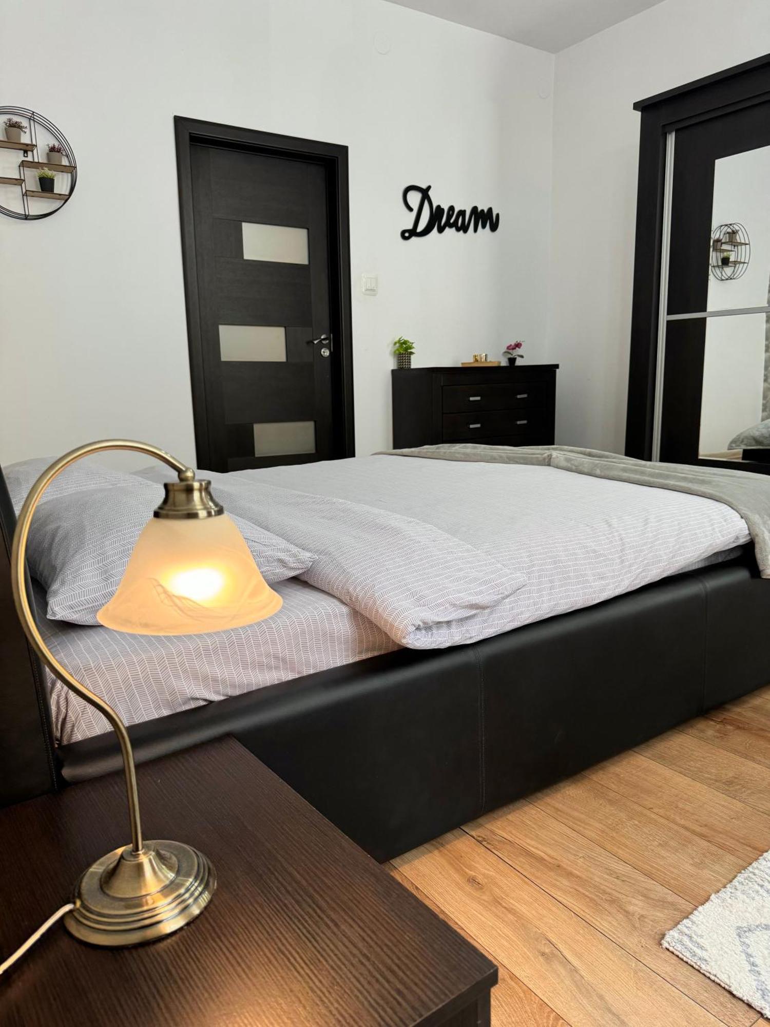 Ada'S Luxury Apartament&Studio - Old City Μπρασόβ Εξωτερικό φωτογραφία